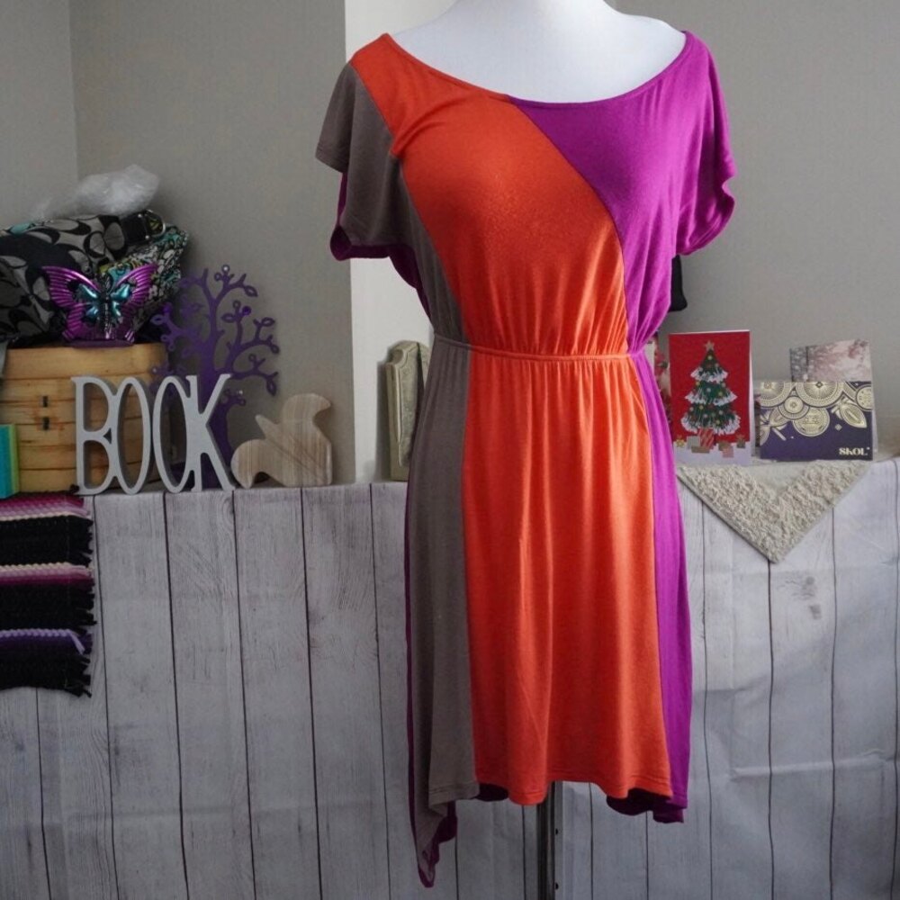 Amber Blue sz M Lightweight Short Sleeve Color Block Dress Pink Orange Tan